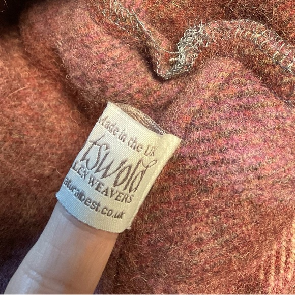 Cotswold Woollen Weavers Mauve Plaid Hat - Picture 5 of 5